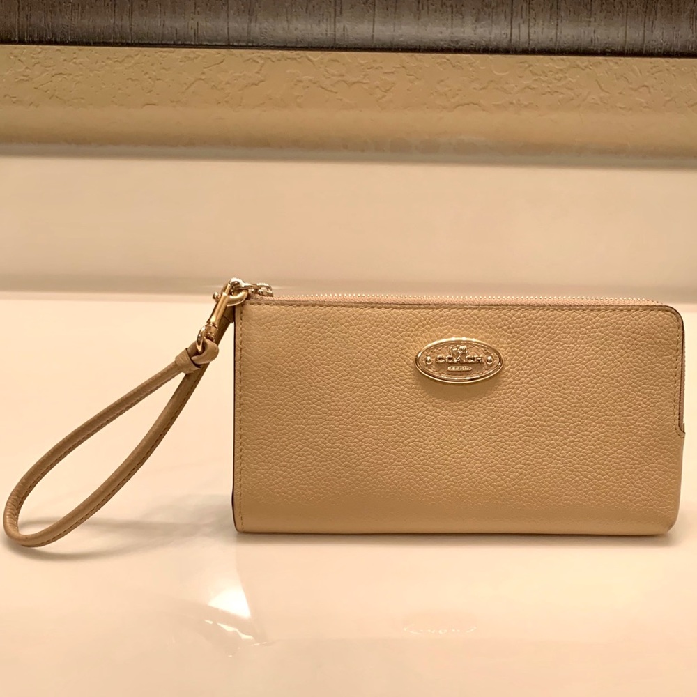 Coach Accordion Wallet